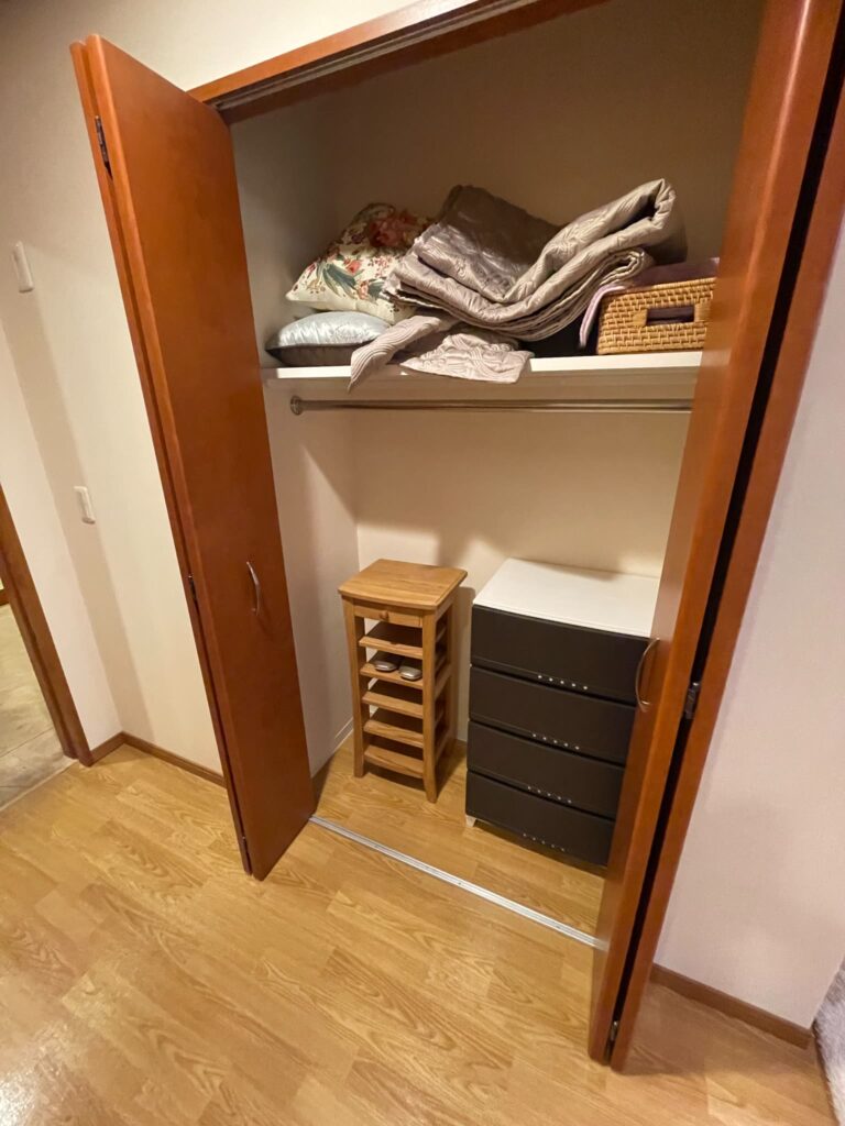 住宅型有料老人ホーム〈グッドタイムリビング千葉みなと／海岸通〉の居室設備　収納